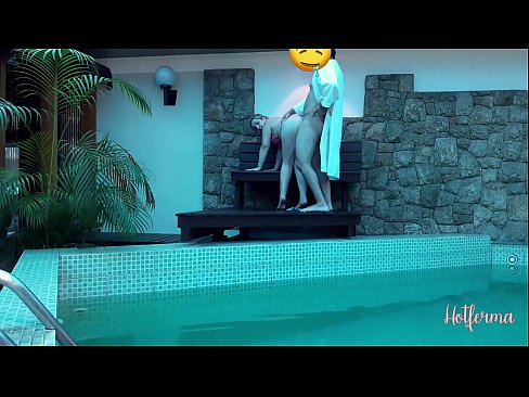 ❤️ Giimbitar sa amo ang katabang sa pool, apan dili makasukol sa init ❌ Porno sa pornograpiya ceb.sexarxiv.ru ❌️❤